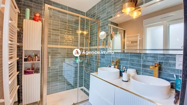 À vendre - Maison, 6 pièces située à Tours (37000)