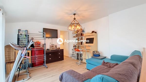 À vendre - Maison, 6 pièces située à Tours (37000)