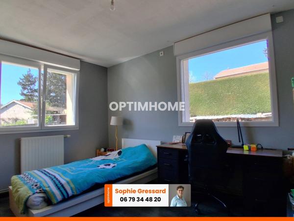 Maison plain-pied 141m², 3 chambres + 80 m² de combles aménageables Proche de SAINT DIDIER EN VELAY (43)