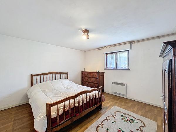 Maison familiale de plain-pied, terrasse et jardin