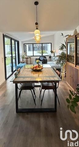 Maison à vendre 6 pièces 196 m² Saint-Xandre