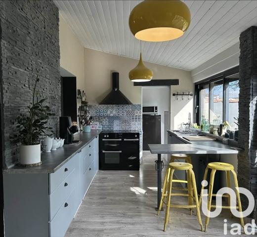 Maison à vendre 6 pièces 196 m² Saint-Xandre