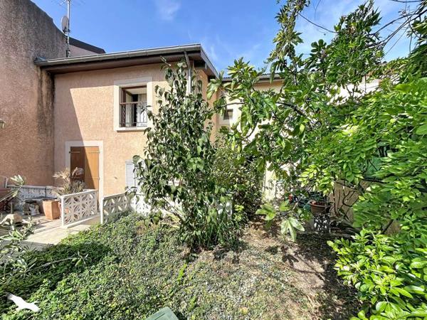 Maison à vendre 420 000 € Saint-Genis-Laval 4 p 106 m² DPE D