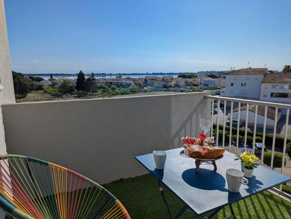 APPARTEMENT 3 PIECES AVEC VUE DEGAGEE SUR LES SALINS DU MIDI Le Grau-du-Roi (30240)