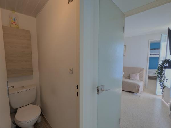 APPARTEMENT 3 PIECES AVEC VUE DEGAGEE SUR LES SALINS DU MIDI Le Grau-du-Roi (30240)
