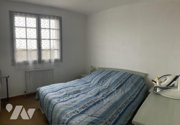 Maison sur sous-sol sur terrain de 800 m²