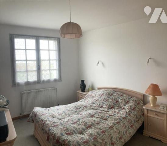 Maison sur sous-sol sur terrain de 800 m²