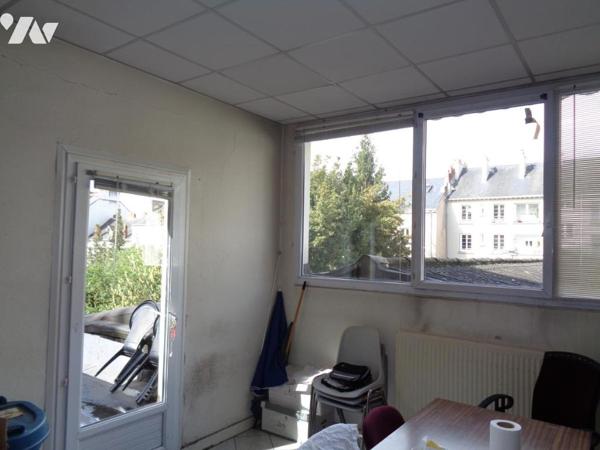 Immeuble mixte entreprise et 4 appartements - Quartier Malakoff