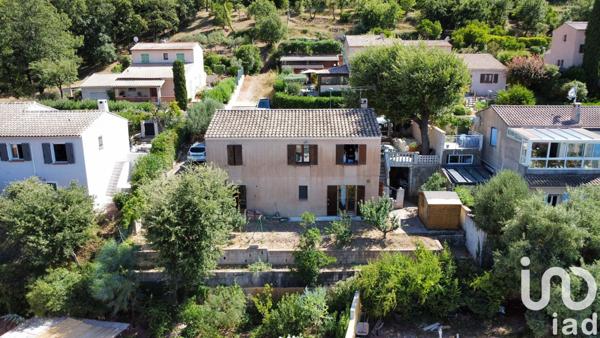 Maison à vendre 5 pièces 165 m² La Crau