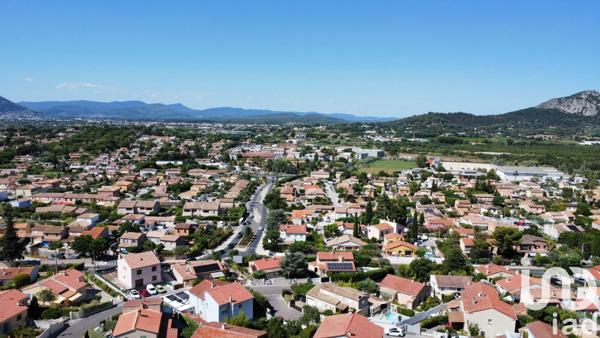 Maison à vendre 5 pièces 165 m² La Crau