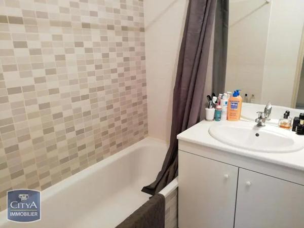 Appartement à louer 2 pièces 43.02m² Lyon 3e Arrondissement (69003)