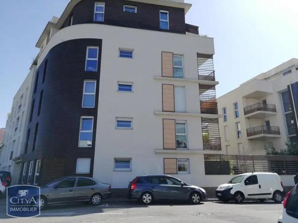 Appartement à louer 2 pièces 43.02m² Lyon 3e Arrondissement (69003)