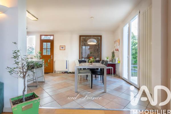 Maison à vendre 8 pièces 173 m² Jouy-en-Josas