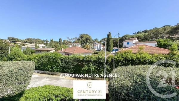 Appartement T2 à vendre  2 pièces - 46,08 m 2   GRIMAUD  - 83