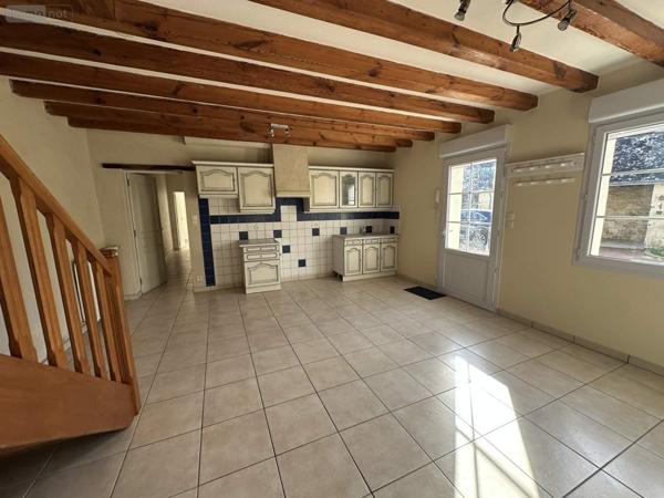 Maison à vendre à Allonnes dans le Maine-et-Loire (49650), ref : 49046/831