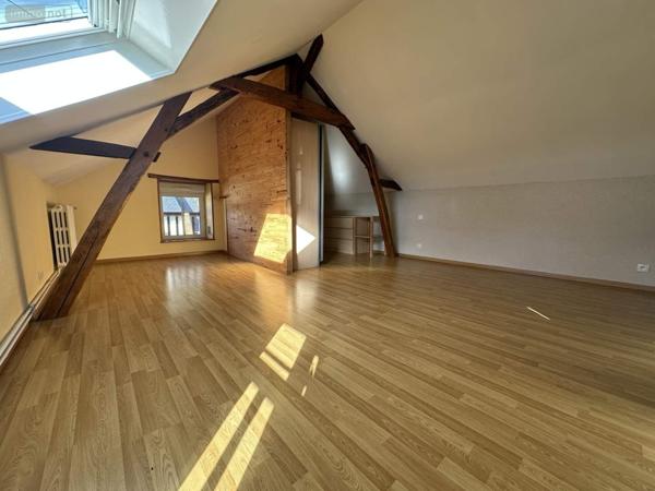 Maison à vendre à Allonnes dans le Maine-et-Loire (49650), ref : 49046/831