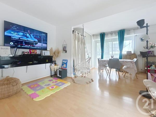 Appartement F3 à vendre  4 pièces - 74 m2 MELUN - 77