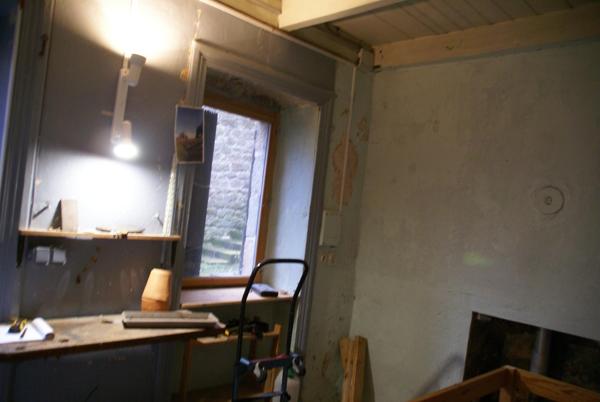 Maison d'habitation . Possibilité d'appartements séparés dans un immeuble