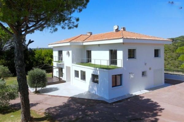 Bien d'exception à Aix-en-Provence : Oasis de Tranquillité à 5 minutes du Centre Ville