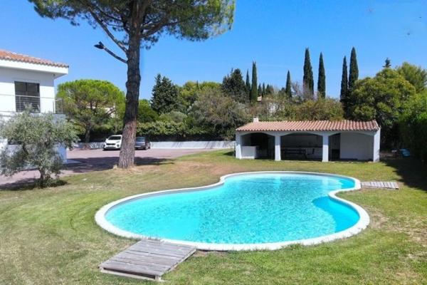 Bien d'exception à Aix-en-Provence : Oasis de Tranquillité à 5 minutes du Centre Ville