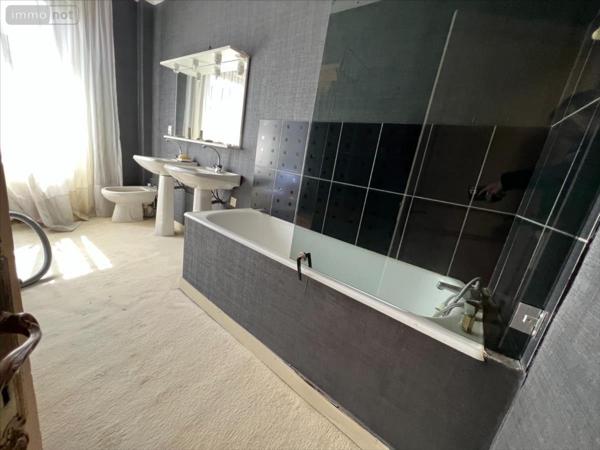 Maison à vendre à Châteaulin dans le Finistère (29150), ref : 29060-1079640