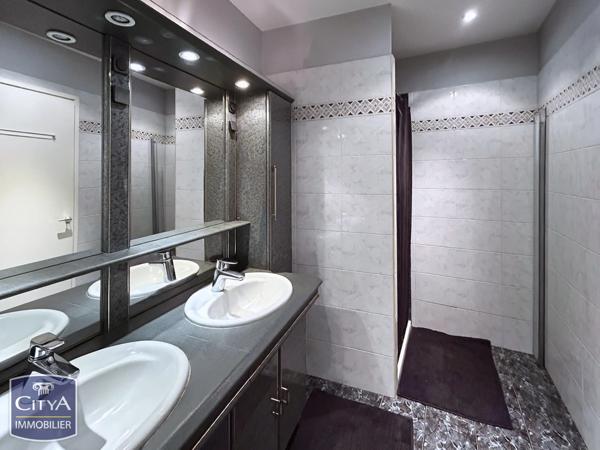 Maison à vendre 6 pièces 140m² Mâcon (71000)