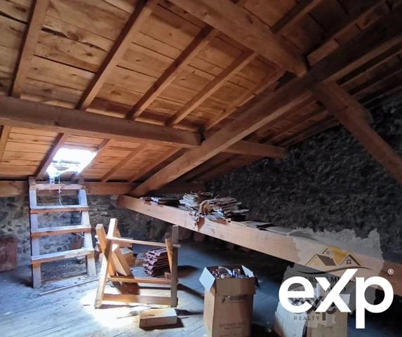 Maison de village a rénover