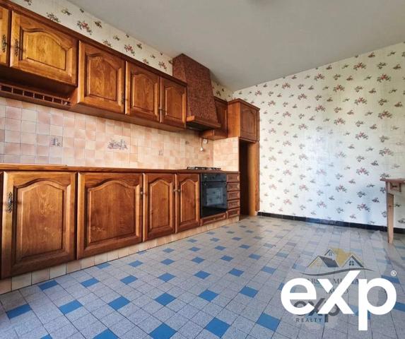 Maison de village a rénover