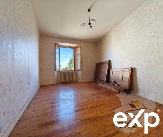 Maison de village a rénover