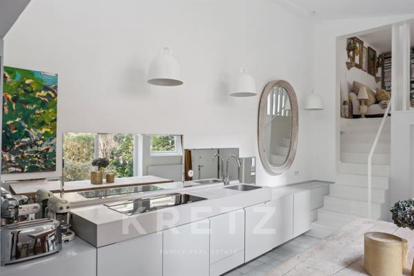 Maison de ville au coeur de Saint Germain des Près.