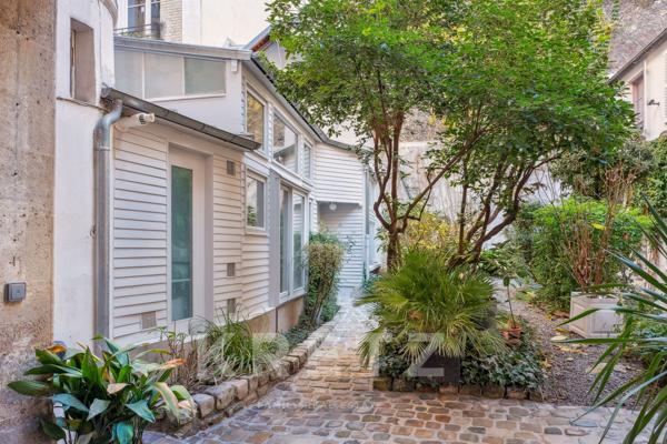 Maison de ville au coeur de Saint Germain des Près.