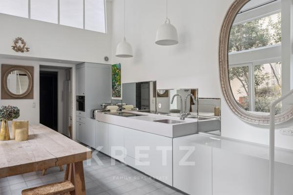 Maison de ville au coeur de Saint Germain des Près.