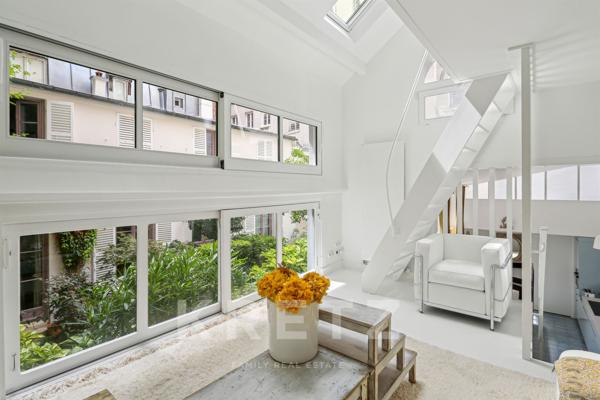 Maison de ville au coeur de Saint Germain des Près.