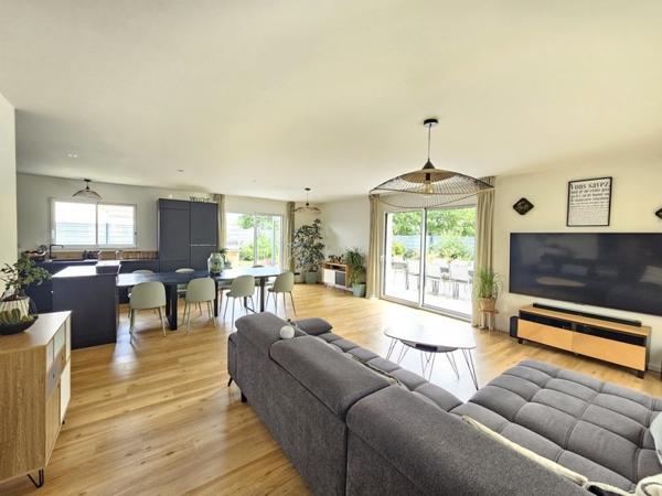 Maison à vendre 337 920 € Vineuil 7 p 143 m² DPE A