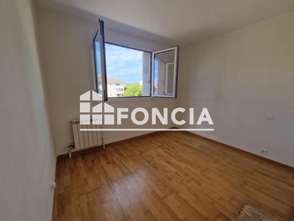 Location Appartement 4 pièces 68.37 m² - RESIDENCE SAINT LAZARE - 540 AVENUE DES MARTYRS DE LA RESISTANCE Brignoles 83170