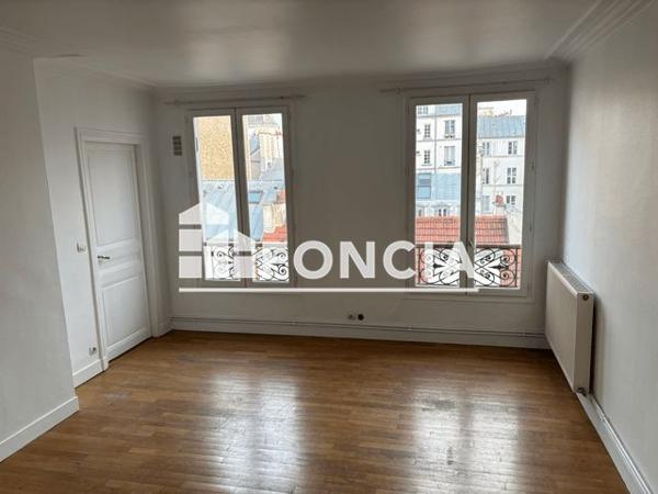 Location Appartement 3 pièces 77.9 m² - 91 RUE DU FAUBOURG SAINT MARTIN Paris 75010