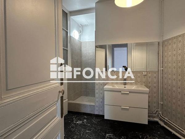 Location Appartement 3 pièces 90.5 m² - 33 AVENUE DES GOBELINS Paris 75013