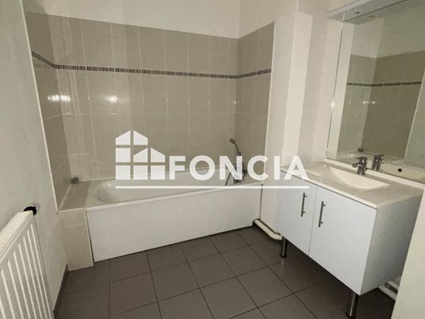 Location Appartement 3 pièces 61.5 m² - 56 RUE ANDRE NOUET Domont 95330