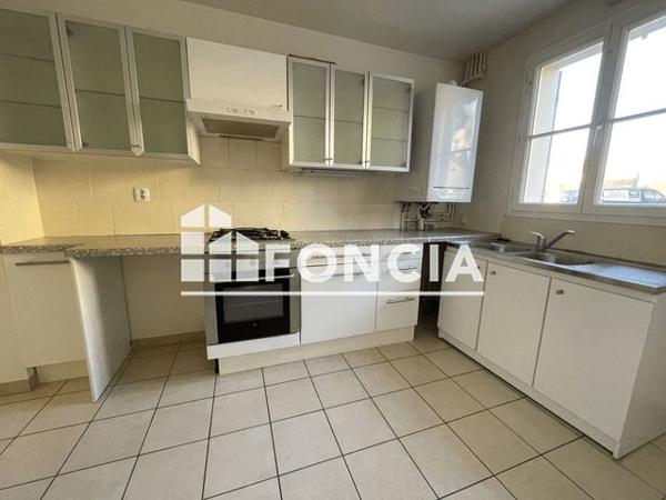 Location Maison 5 pièces 111.8 m² - 5 CLOS DU PRESSOIR Fontenay Le Fleury 78330