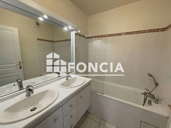 Location Maison 5 pièces 111.8 m² - 5 CLOS DU PRESSOIR Fontenay Le Fleury 78330