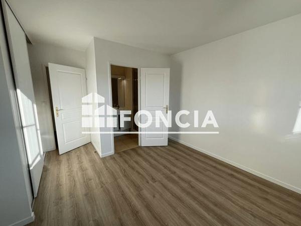 Location Maison 5 pièces 111.8 m² - 5 CLOS DU PRESSOIR Fontenay Le Fleury 78330