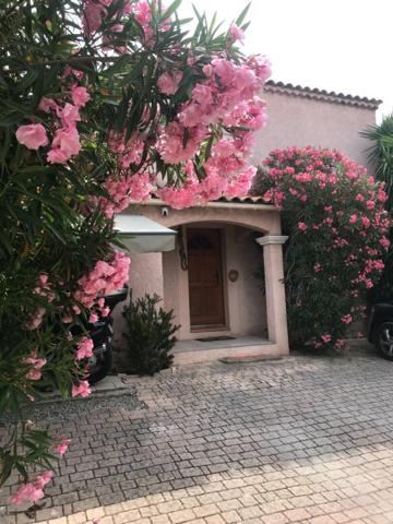 Maison Allauch 5 pièce(s) 104 m2