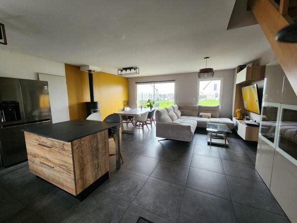 Pavillon 3 Chambres, Garage, Jardin