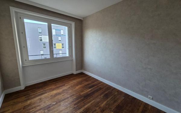 Appartement à vendre    5 pièces • 121,11 m2 Brest