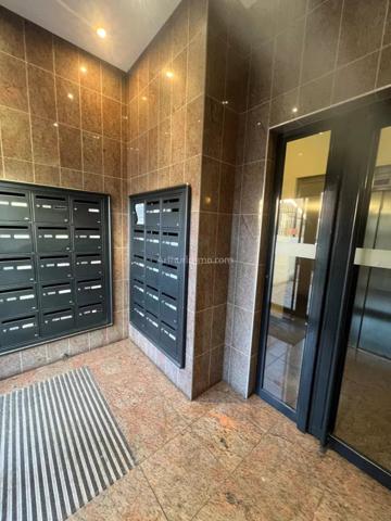Vente                                                      Appartement
                        
                     3 pièces                      60 m2                     à Corbeil-Essonnes