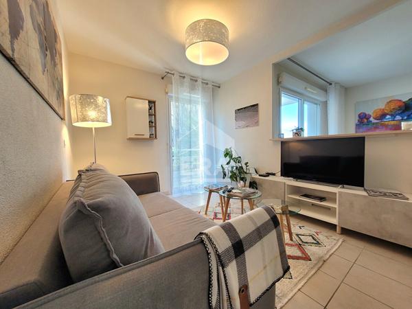 JURANCON - T2  bis meublé de 52 m² avec balcons et 2 places parking