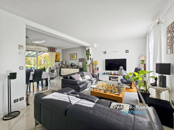 Maison à vendre 7 pièces P7 FONTENAY LE FLEURY (78)