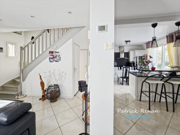 Maison à vendre 7 pièces P7 FONTENAY LE FLEURY (78)