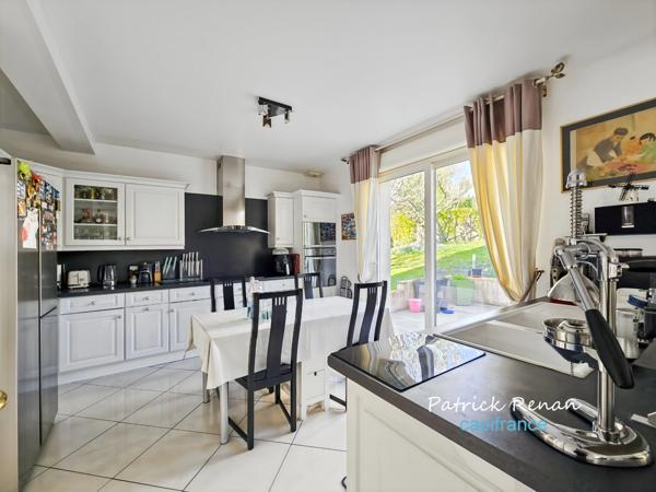 Maison à vendre 7 pièces P7 FONTENAY LE FLEURY (78)