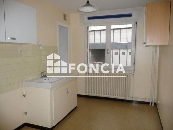 Location Appartement 3 pièces 62.7 m² - 44 FAUBOURG RECLUS Chambery 73000